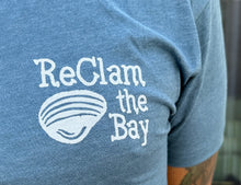 Load image into Gallery viewer, Jetty T Shirt: Clam Seed Design Shirt
